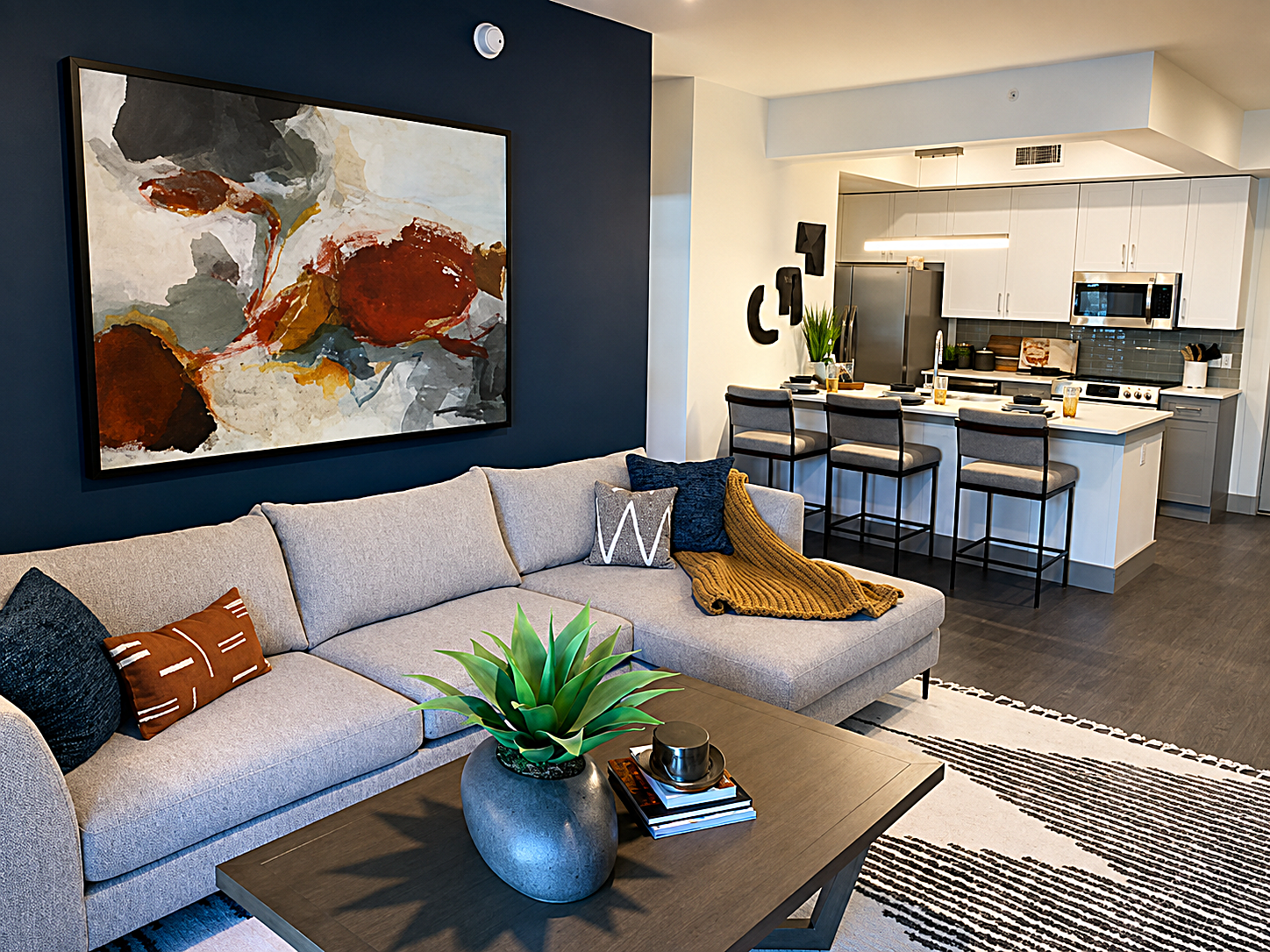 Allura Apartments